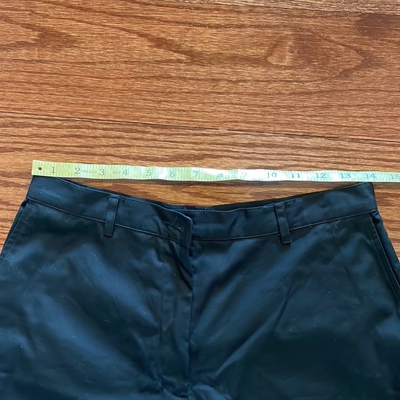 EDDIE BAUER classic black COTTON women’s shorts 4 inch inseam zipped 4 pockets 8 - Picture 8 of 9